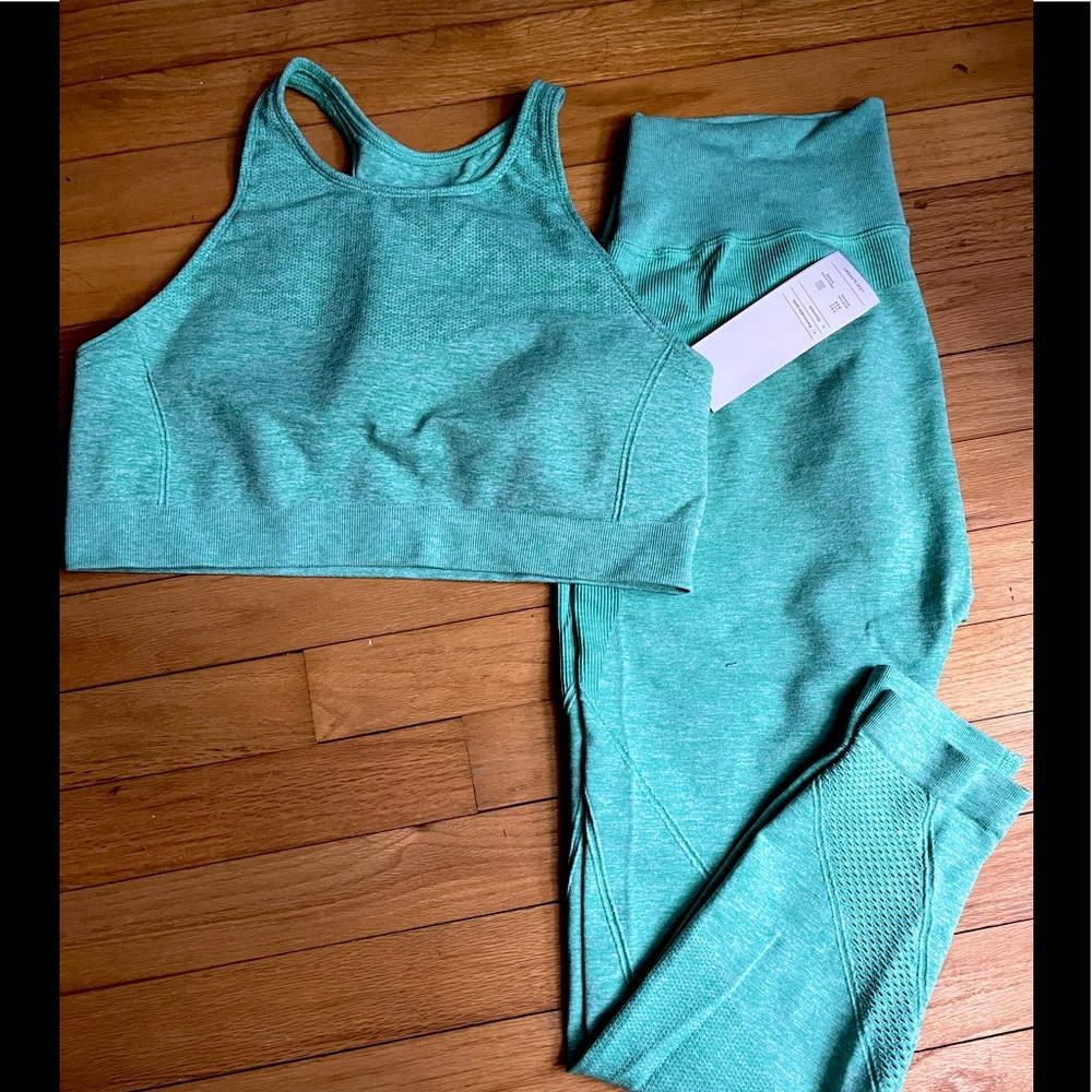 Seafoam green seamless set